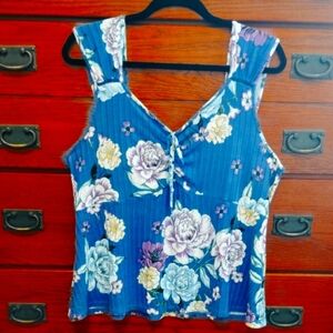 Candie's Floral Blue Sleeveless Top